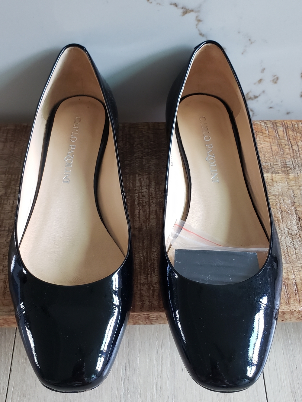 Carlo Pazolini Italian Flats Patent Black Low Heel Ballet Slips Gold Trim Sz 36 - Picture 3 of 11
